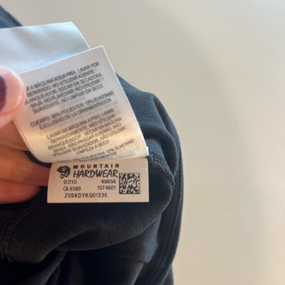 Mountain Hardware Capri Tights - Picture 5 of 6